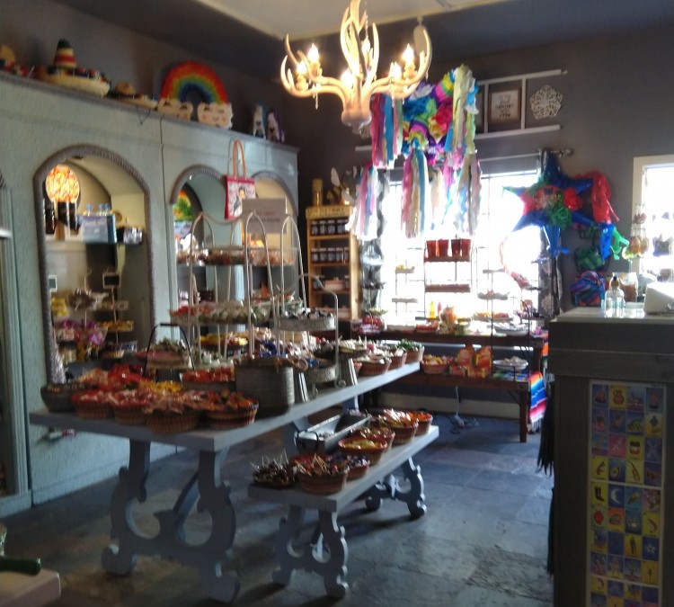 La Fiesta Candy Shop (Big&nbspBear&nbspLake,&nbspCA)